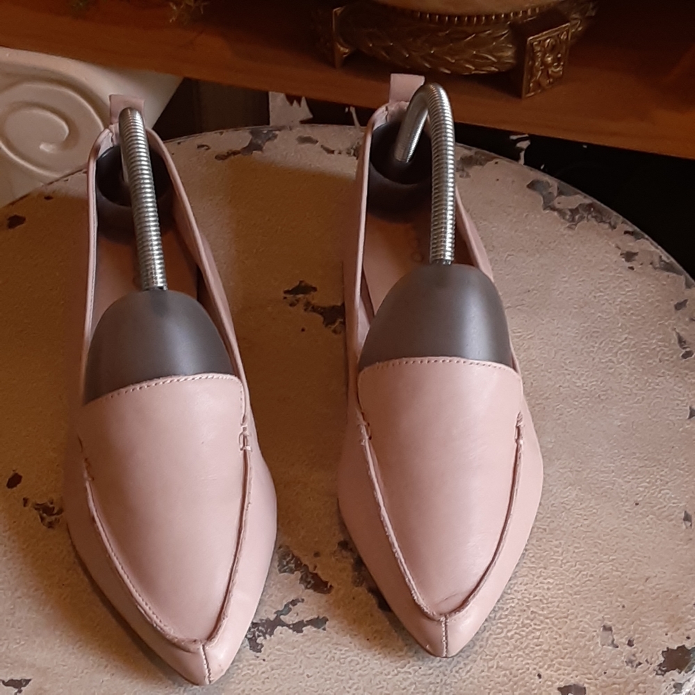 ALDO Nude Pointy Toe  Leather Flats Size 7.5